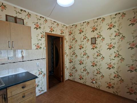 квартира по адресу Владимира Момота ул., 42