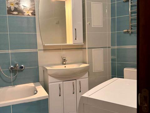 квартира за адресою Академіка Глушкова просп., 9-Д