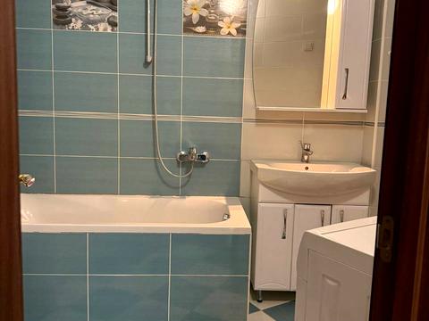 квартира за адресою Академіка Глушкова просп., 9-Д