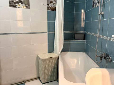 квартира за адресою Академіка Глушкова просп., 9-Д