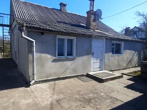 будинок за адресою Ківерці, провул. Захисників України