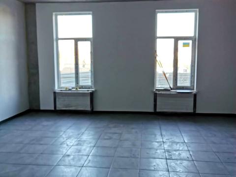 комерційна за адресою Вишнева вул., (Будинок 1)