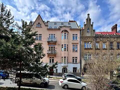 квартира за адресою Героїв Майдану вул. (Гвардійська), 8