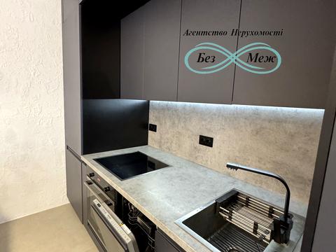 будинок за адресою Набережна, 4а