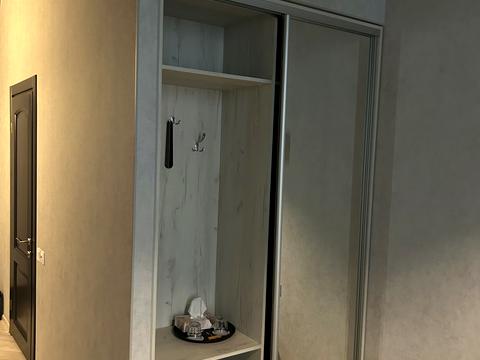 комерційна за адресою Перемоги вул., 1