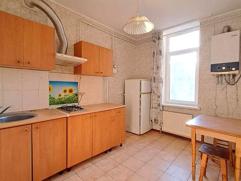 квартира за адресою Торгова вул., 5