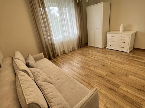 квартира за адресою Жасминова вул., 5б