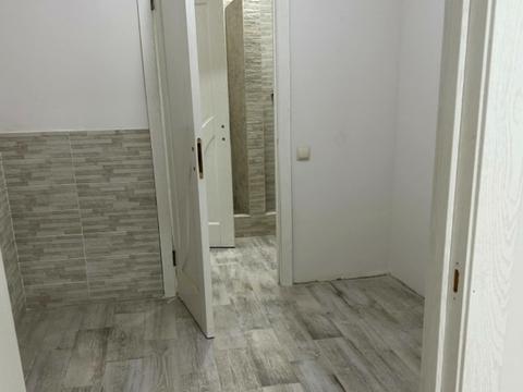 комерційна за адресою Миру просп. (Леніна), 1