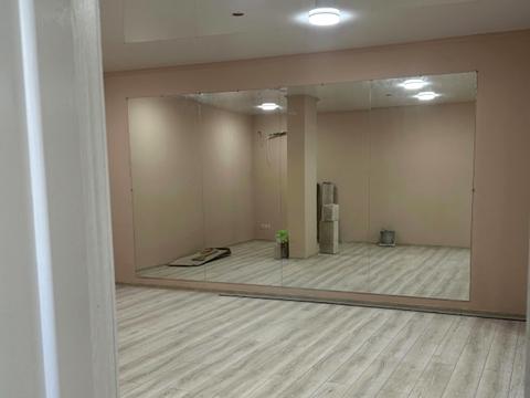 комерційна за адресою Миру просп. (Леніна), 1