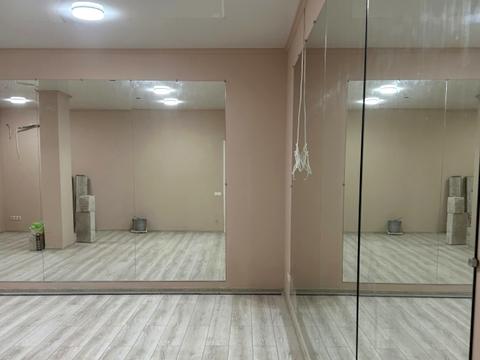 комерційна за адресою Миру просп. (Леніна), 1