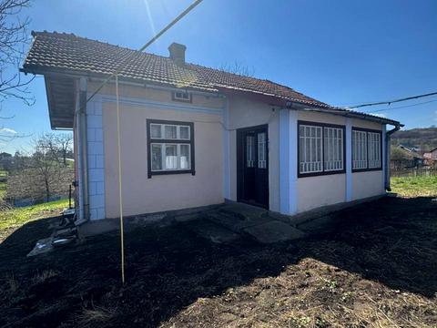 будинок за адресою Лісова