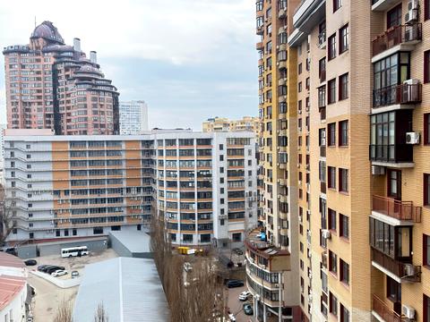 квартира за адресою Євгена Коновальця вул. (Щорса), 34-А