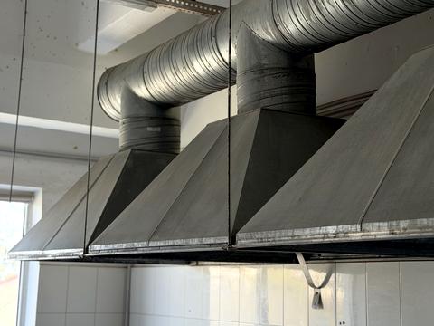 коммерческая по адресу Виробнича ул., 34-А