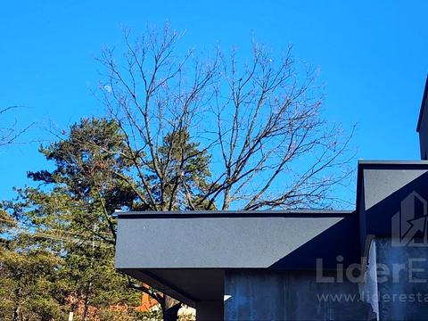 дом по адресу Кар'єрна