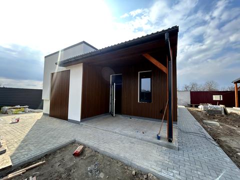 дом по адресу с. Белогородка, Мрії