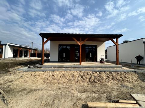 дом по адресу с. Белогородка, Мрії