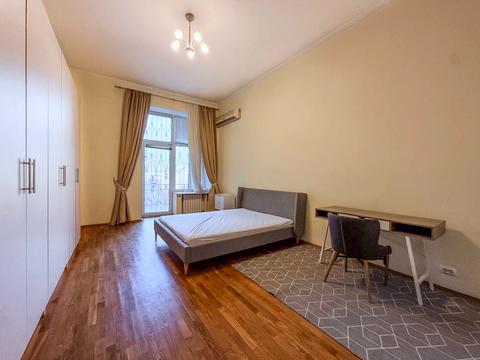 квартира по адресу Ярославов Вал ул., 4