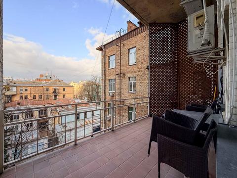 квартира по адресу Ярославов Вал ул., 4