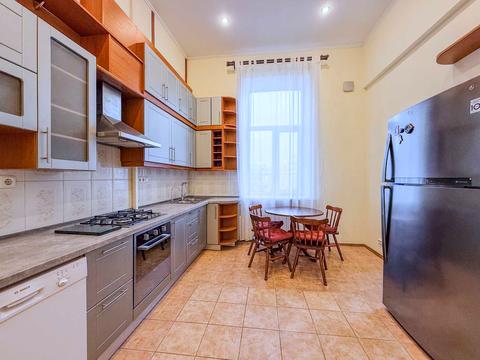 квартира по адресу Ярославов Вал ул., 4