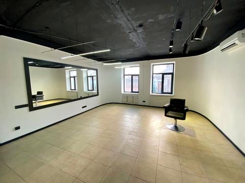 коммерческая по адресу Ярмарочная ул., 2