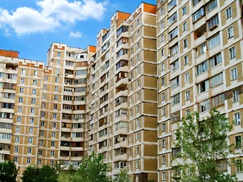 квартира за адресою Ревуцького вул., 18