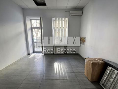 коммерческая по адресу Шота Руставелі, 4