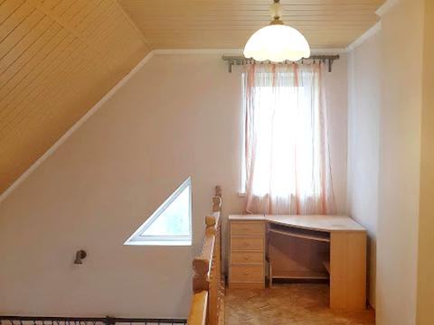 будинок за адресою Джерельна