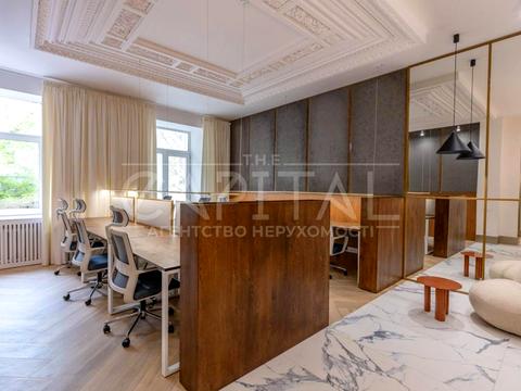 коммерческая по адресу Вячеслава Липинского ул. (Чапаева), 12