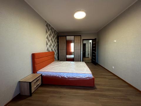 квартира за адресою Сім'ї Кульженків вул. (Петра Дегтяренка), 21