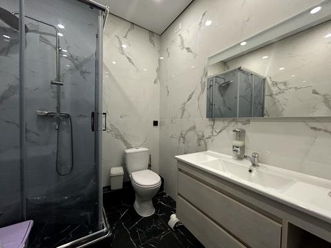 квартира за адресою Сім'ї Кульженків вул. (Петра Дегтяренка), 21