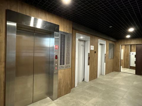 квартира за адресою Сім'ї Кульженків вул. (Петра Дегтяренка), 21