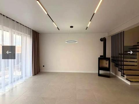 будинок за адресою Західна