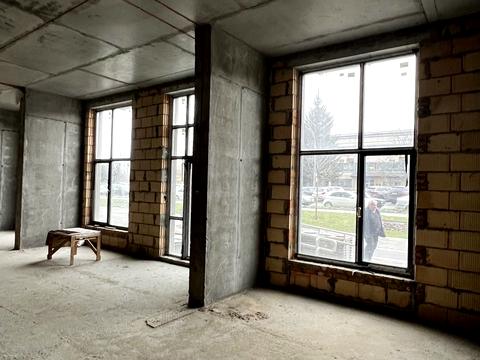 комерційна за адресою Святослава Хороброго вул., 11-Б