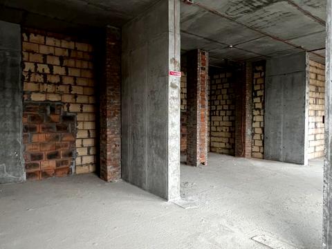 комерційна за адресою Святослава Хороброго вул., 11-Б