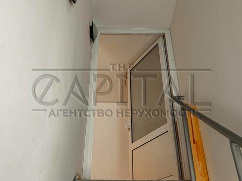 комерційна за адресою Ділова вул. (Димитрова), 7