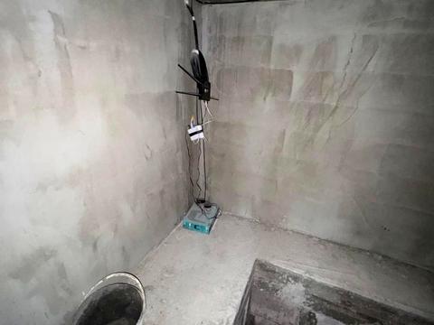 комерційна за адресою райдужна, 58