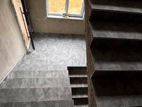 комерційна за адресою райдужна, 58