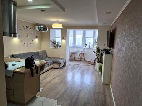 квартира по адресу Азербайджанская ул. (Бакинських Комісарів), 16/1