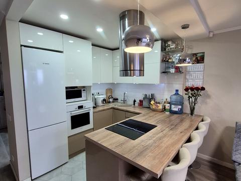 квартира по адресу Азербайджанская ул. (Бакинських Комісарів), 16/1