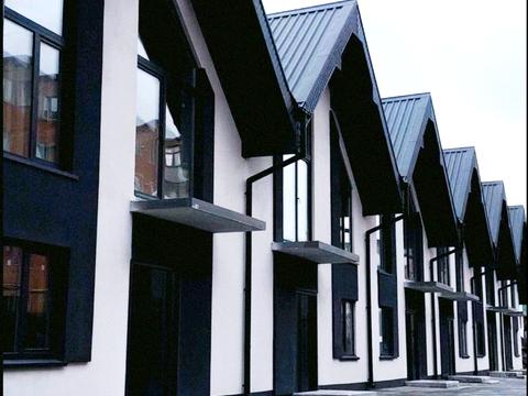 будинок за адресою Братська вул. (Калініна), 76