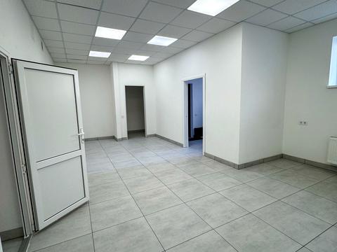 комерційна за адресою Волошкова вул., 6