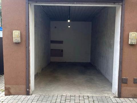 паркоместо по адресу Кармелюка ул., 9