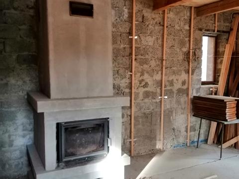 комерційна за адресою Лісова, 7