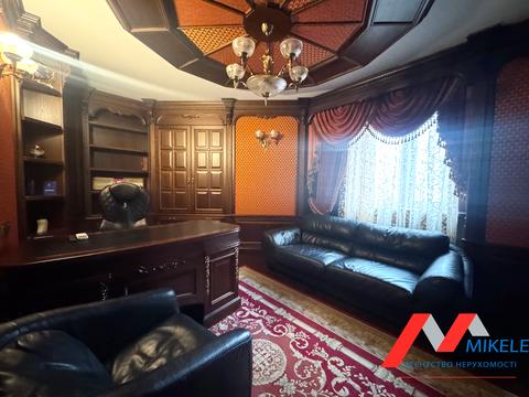 квартира за адресою Раїси Окіпної вул., 8