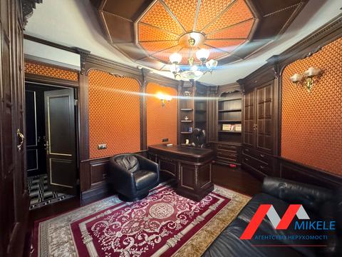 квартира за адресою Раїси Окіпної вул., 8