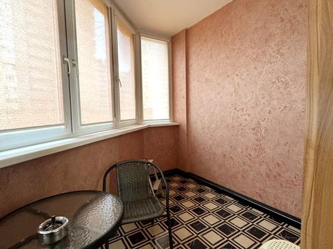 квартира за адресою Раїси Окіпної вул., 8