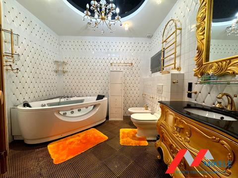 квартира за адресою Раїси Окіпної вул., 8