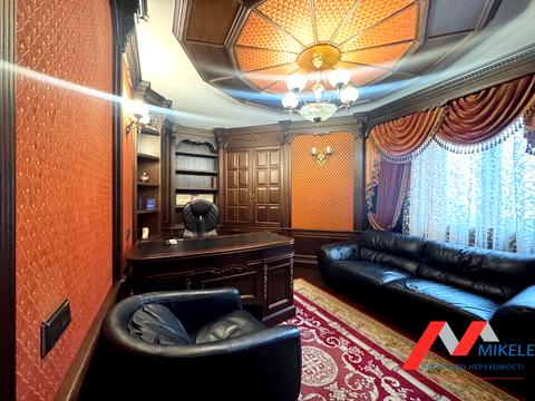 квартира за адресою Раїси Окіпної вул., 8