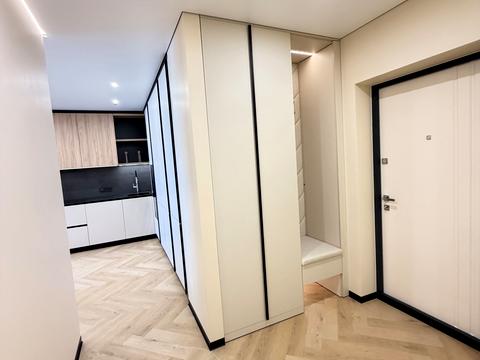 квартира за адресою Дніпровська набережна вул., 15-К