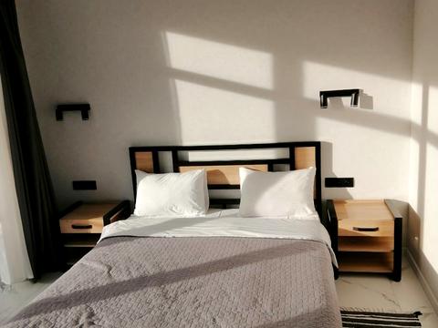 комерційна за адресою Івана Котляревського вул., 13 б